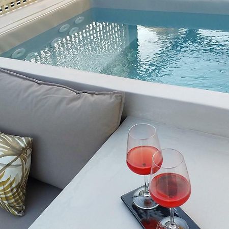 *** Boutique Syntagma Apartment W/ Plunge Pool *** アテネ エクステリア 写真
