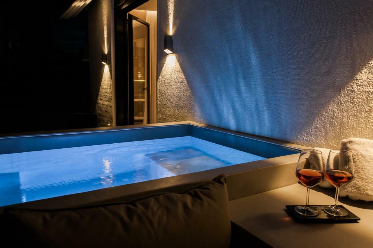 *** Boutique Syntagma Apartment W/ Plunge Pool *** アテネ エクステリア 写真