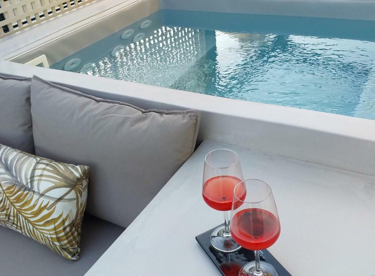 *** Boutique Syntagma Apartment W/ Plunge Pool *** アテネ エクステリア 写真